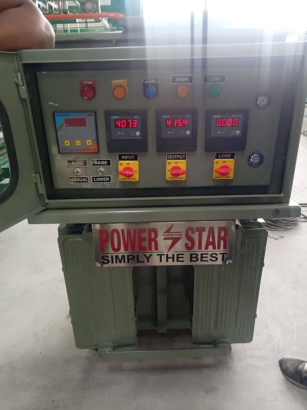 3-Phase Servo Voltage Stabilizers — photo 1 of 4